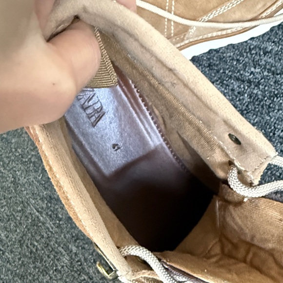 Zara Men's Light Brown Suede Boots - Picture 6 of 6